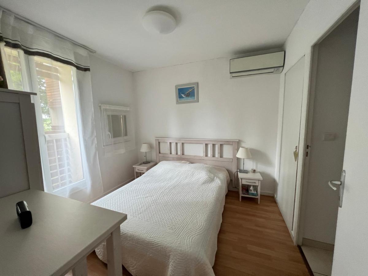 Joli T2 Proche Plage Dans Residence La Londe-les-Maures Exterior foto